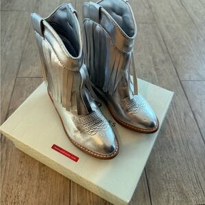 Bums & Roses 
Silver Metallic Fringe Western